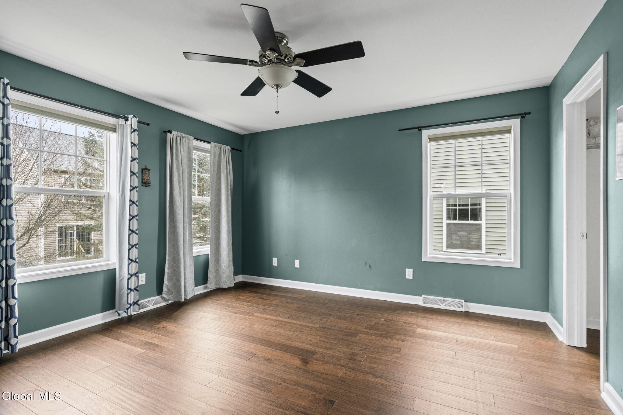 8 Amalia Lane Rensselaer, NY 12144 - Photo 10 of 25 5-web-or-mls-15-terrace-dr