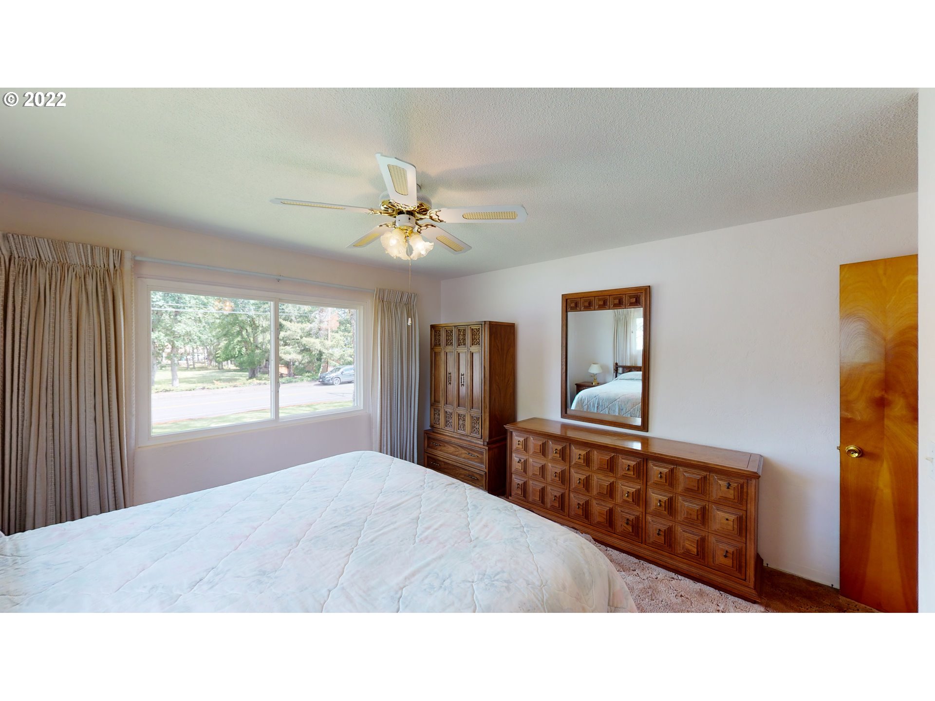 623 Page Road Winchester, OR 97495 - Photo 12 of 32 Gallery Image 12