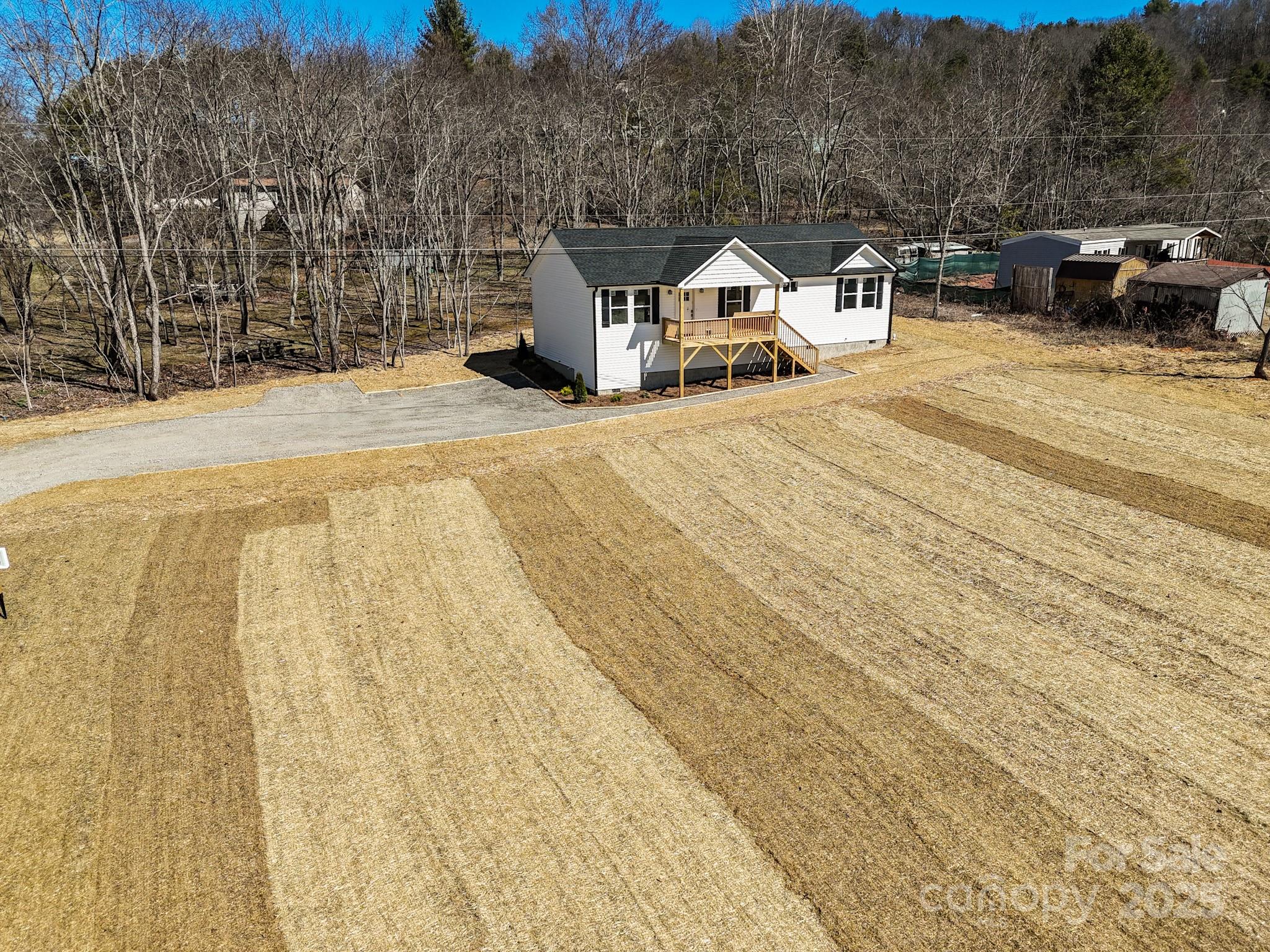 735 Abel Road Canton, NC 28716 - Photo 3 of 46