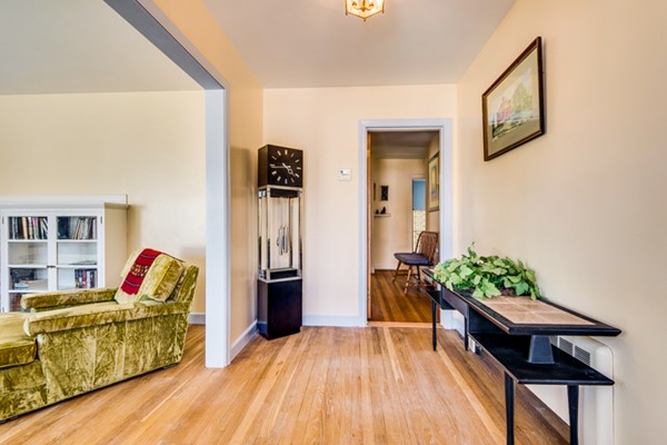 72 Arlington Road Woburn, MA 01801 - Photo 4 of 26 Gallery Image 4
