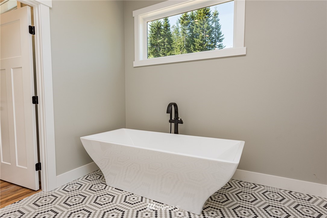 586 Simdars Road Sequim, WA 98382 - Photo 20 of 40