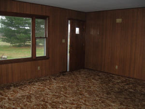 8396 Tunnelton Road Bedford, IN 47421 - Photo 3 of 17 Gallery Image 3