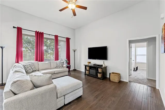 $525,000 | 5221 Meadow View Drive, Shawnee, KS 66226