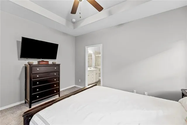 $525,000 | 5221 Meadow View Drive, Shawnee, KS 66226