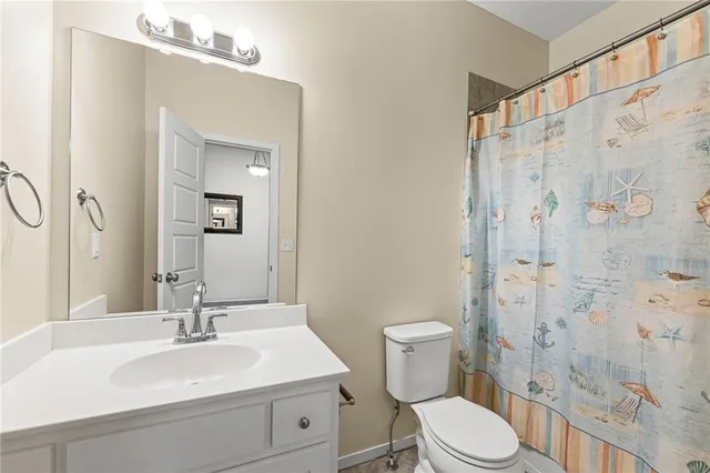 $525,000 | 5221 Meadow View Drive, Shawnee, KS 66226