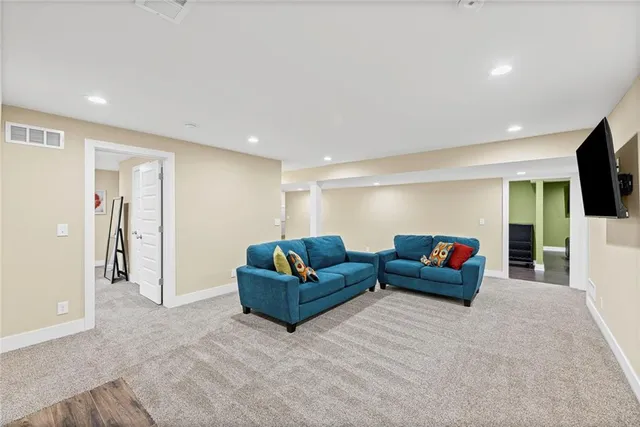 $525,000 | 5221 Meadow View Drive, Shawnee, KS 66226