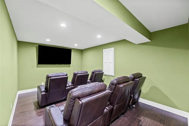 $525,000 | 5221 Meadow View Drive, Shawnee, KS 66226