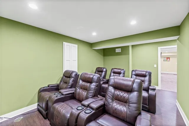 $525,000 | 5221 Meadow View Drive, Shawnee, KS 66226