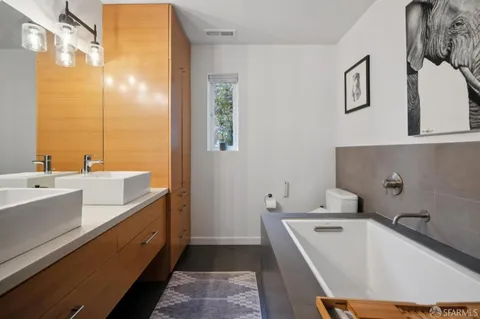 $1,995,000 | 3883 20th Street, San Francisco, CA 94114