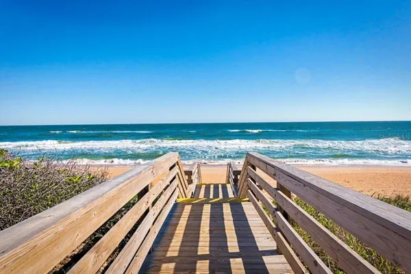 $299,900 | 3180 Ocean Shore Boulevard, Unit 407, Ormond Beach, FL 32176