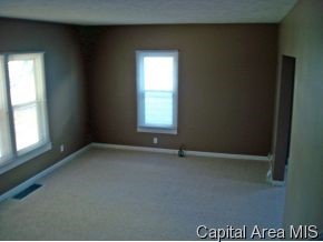 2208 South 10th Street Springfield, IL 62703 - Photo 5 of 9