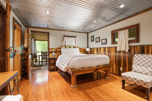 $1,895,000 | 28 Bussell Road, Carthage, TN 37030