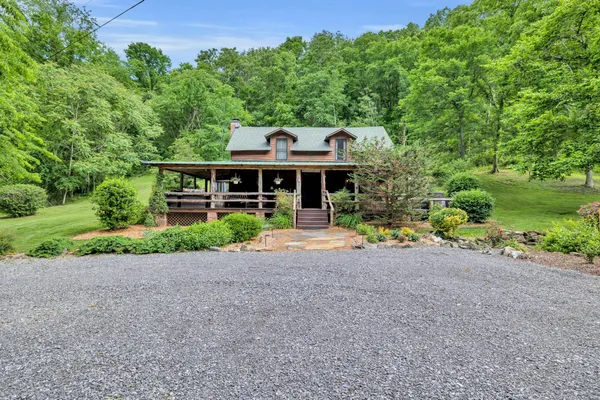 $1,895,000 | 28 Bussell Road, Carthage, TN 37030