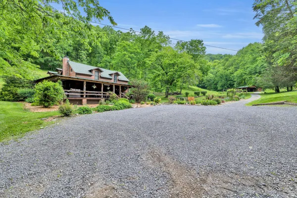 $1,895,000 | 28 Bussell Road, Carthage, TN 37030