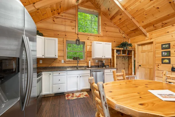 $1,895,000 | 28 Bussell Road, Carthage, TN 37030