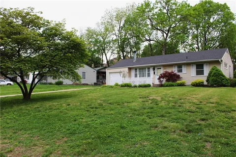 $265,000 | 6800 West 76th Terrace, Overland Park, KS 66204
