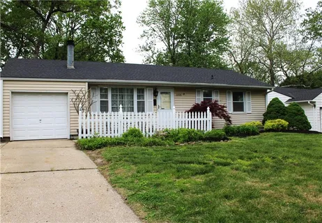 $265,000 | 6800 West 76th Terrace, Overland Park, KS 66204