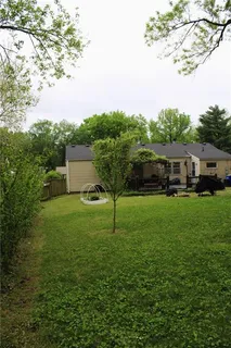 $265,000 | 6800 West 76th Terrace, Overland Park, KS 66204