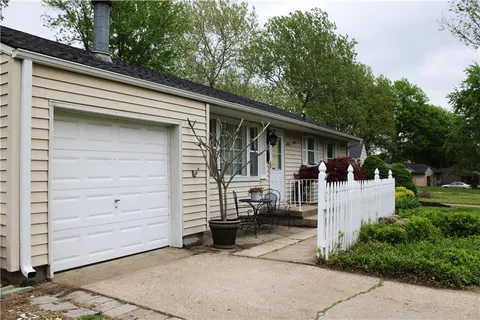 $265,000 | 6800 West 76th Terrace, Overland Park, KS 66204