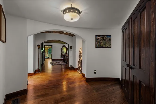 $1,275,000 | 485 Lake Road, Tiverton, RI 02878