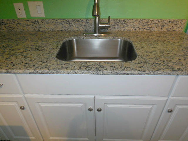 475 Enfield Street Boca Raton, FL 33487 - Photo 12 of 35 GRANITE COUNTERTOP