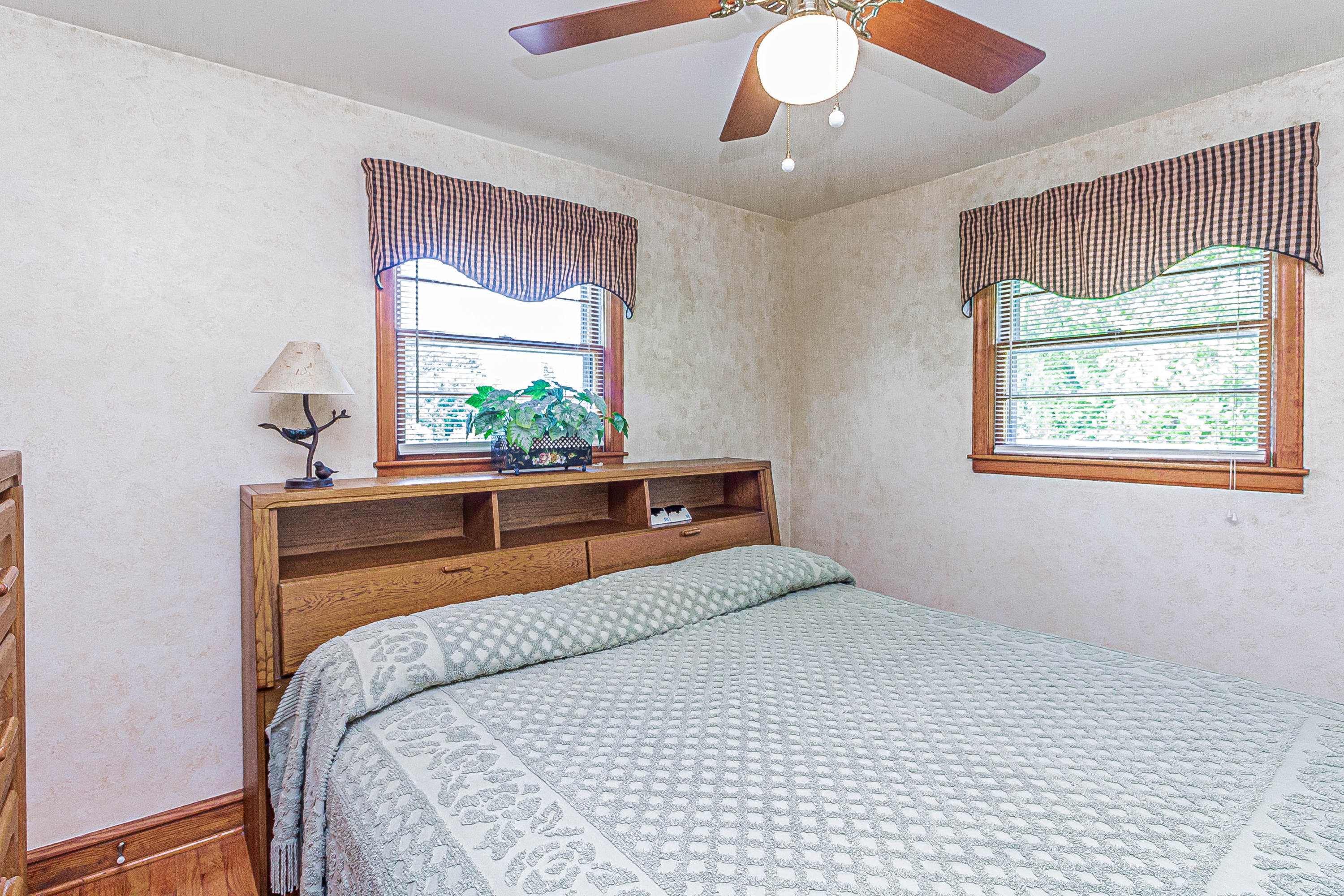 104 Light Lane Fall Branch, TN 37656 - Photo 25 of 59 IMG_0092