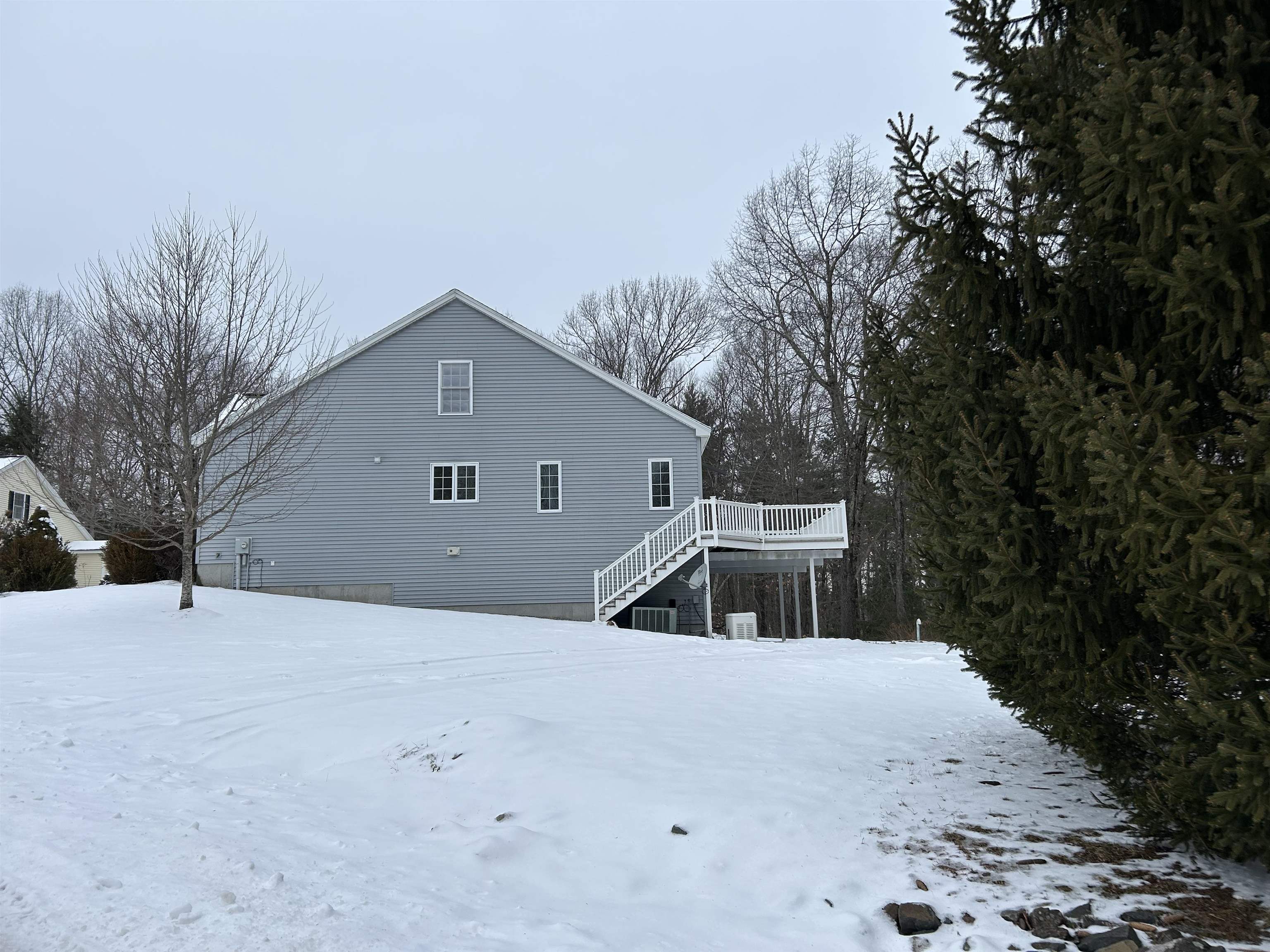 2 Cornerstone Road East Kingston, NH 03827 - Photo 2 of 28 Gallery Image 2