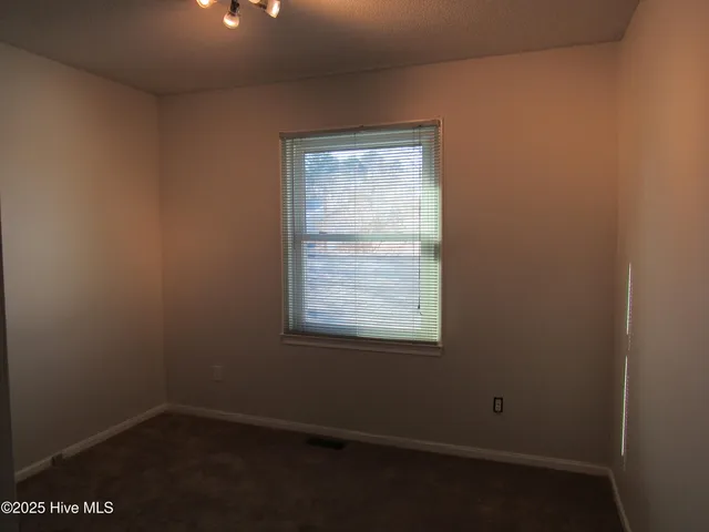 $1,200 | 314 Bracken Place, Jacksonville, NC 28540