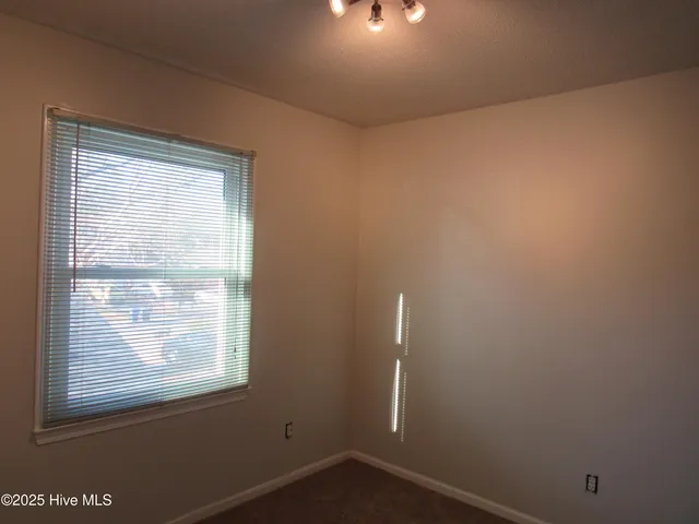 $1,200 | 314 Bracken Place, Jacksonville, NC 28540