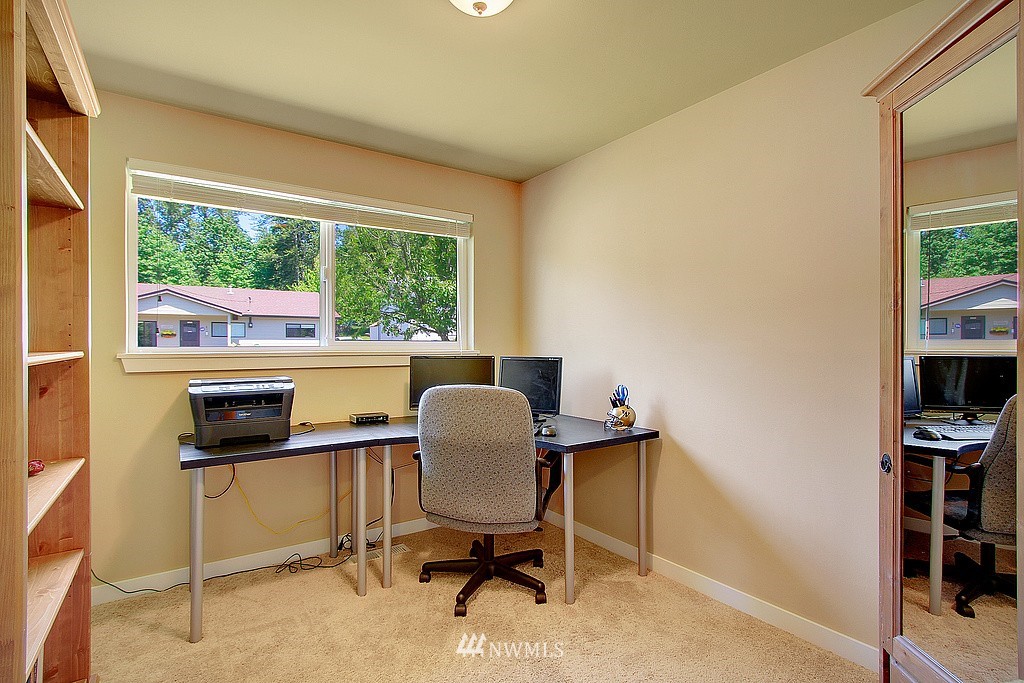 12627 Southeast 158th Street Renton, WA 98058 - Photo 12 of 23 Gallery Image 12