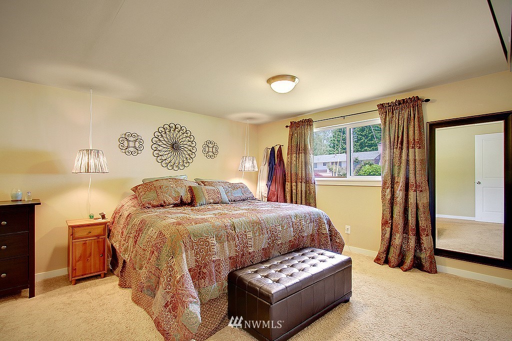 12627 Southeast 158th Street Renton, WA 98058 - Photo 13 of 23 Gallery Image 13