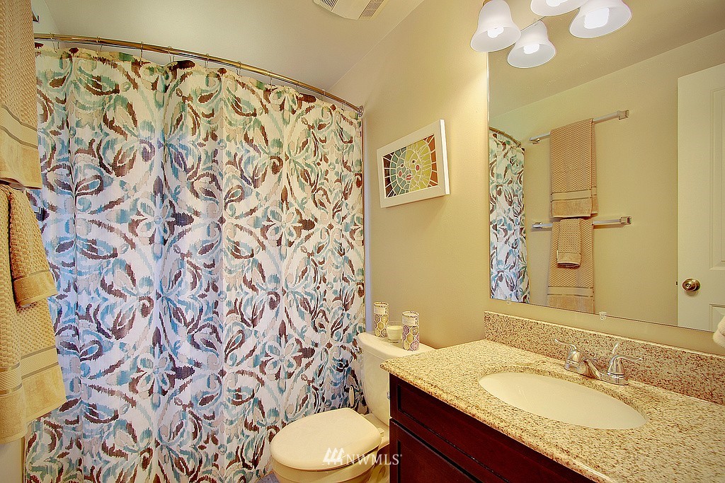 12627 Southeast 158th Street Renton, WA 98058 - Photo 17 of 23 Gallery Image 17