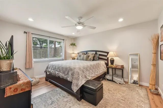 $500,000 | 2410 Audubon Place, Austin, TX 78741