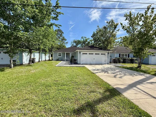 $1,695 | 8212 Maple Street, Jacksonville, FL 32244