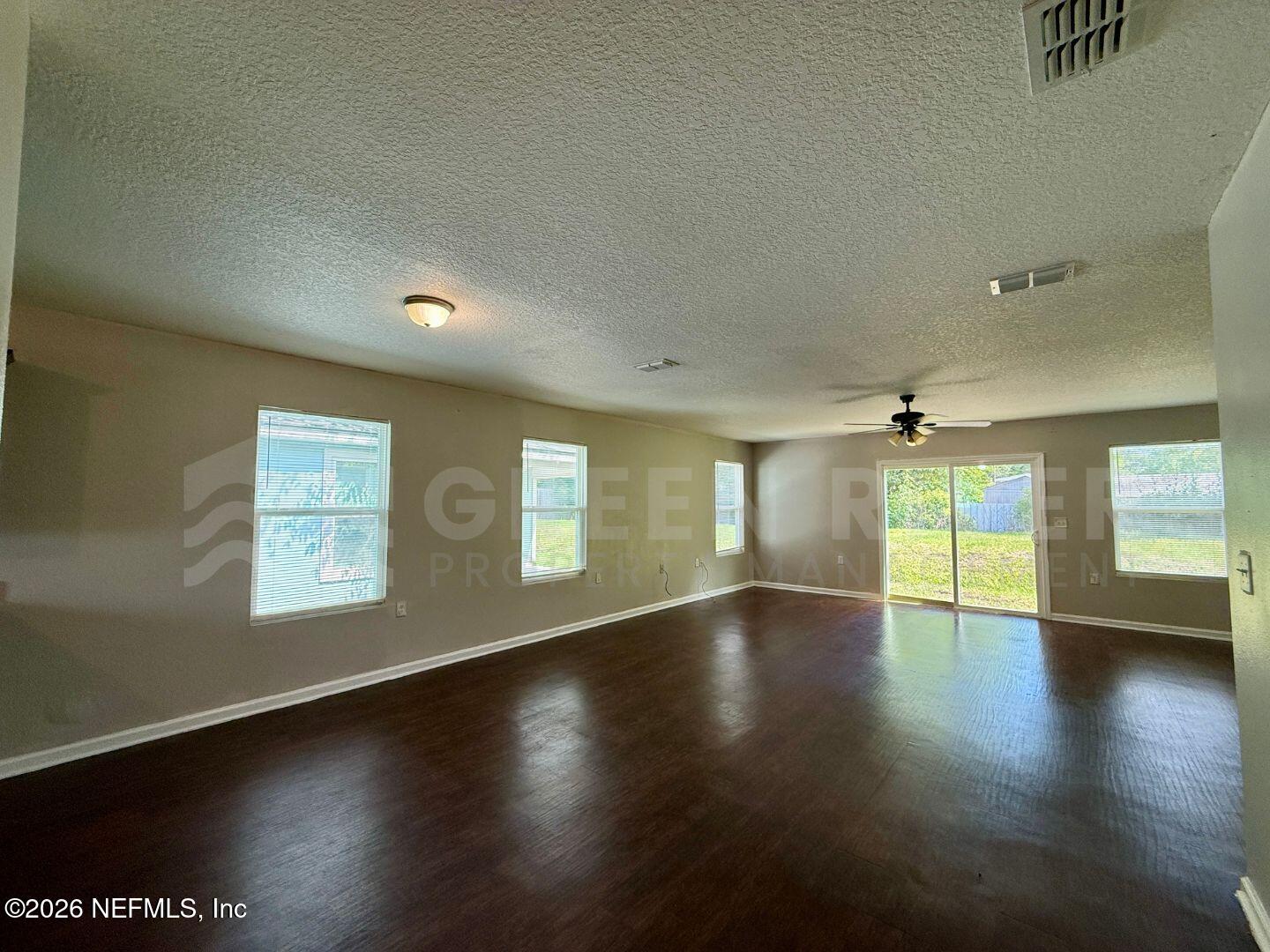 8212 Maple Street Jacksonville, FL 32244 - Photo 8 of 32 U (6)