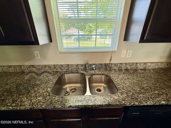 $1,695 | 8212 Maple Street, Jacksonville, FL 32244