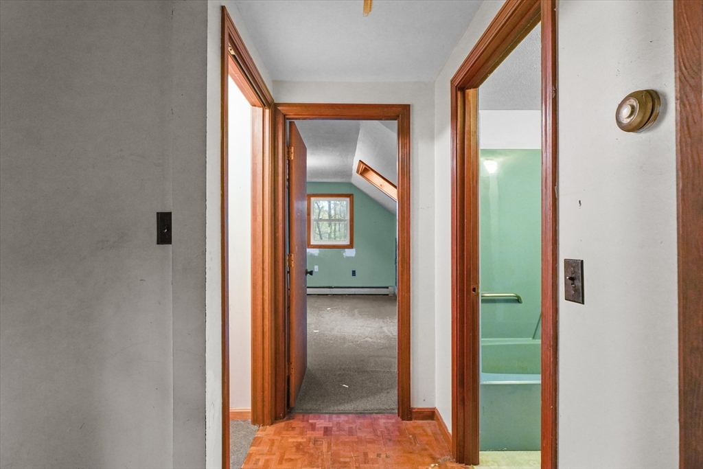 601 Flat Hill Road Lunenburg, MA 01462 - Photo 17 of 39