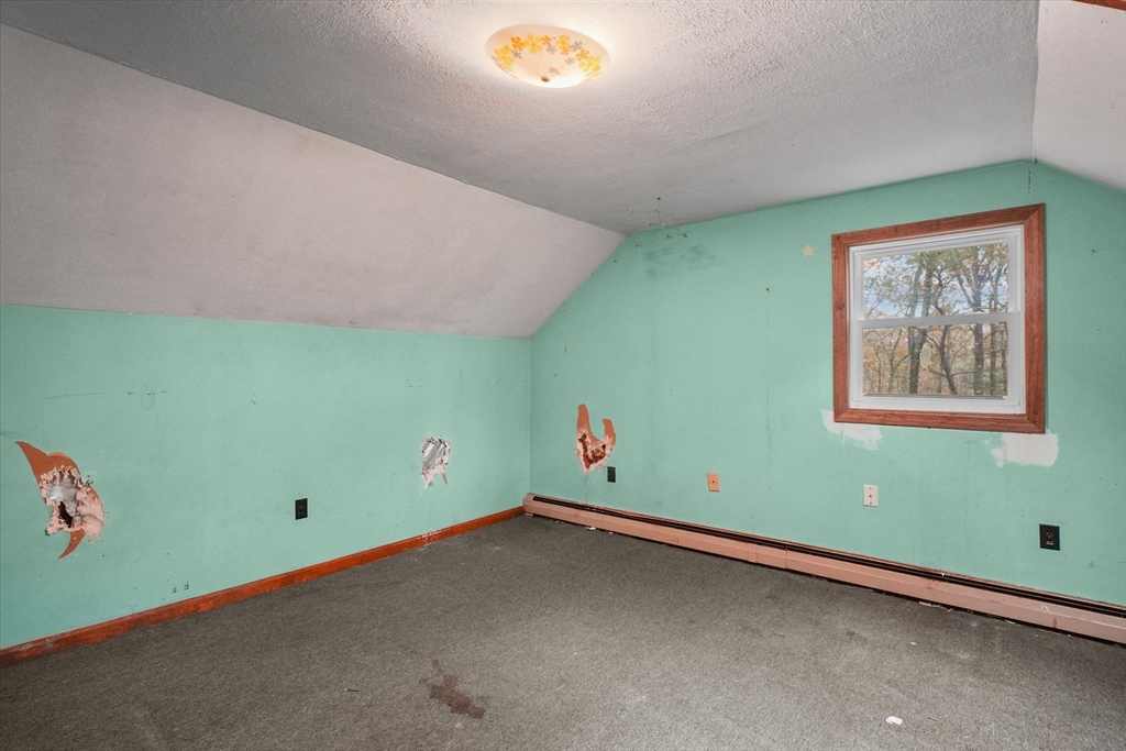 601 Flat Hill Road Lunenburg, MA 01462 - Photo 18 of 39