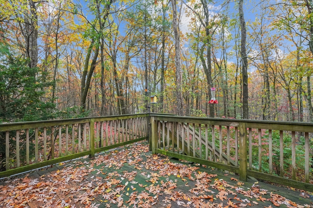 601 Flat Hill Road Lunenburg, MA 01462 - Photo 26 of 39