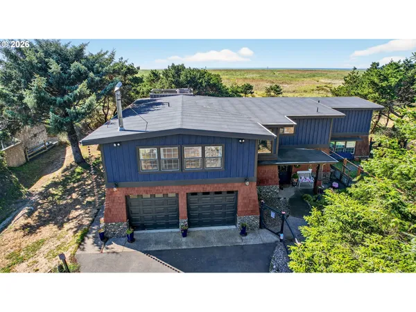 $1,490,000 | 89728 Ocean Drive, Warrenton, OR 97146
