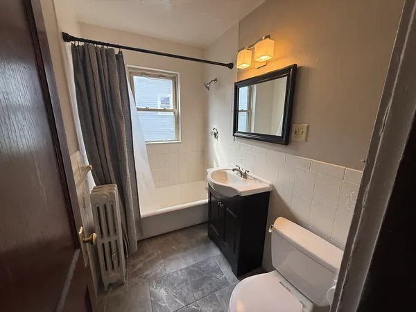 $3,000 | 66 Brock Street, Unit 3, Boston, MA 02135