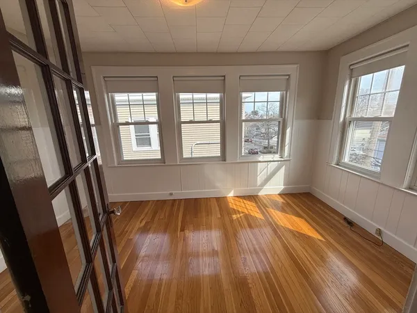 $3,000 | 66 Brock Street, Unit 3, Boston, MA 02135