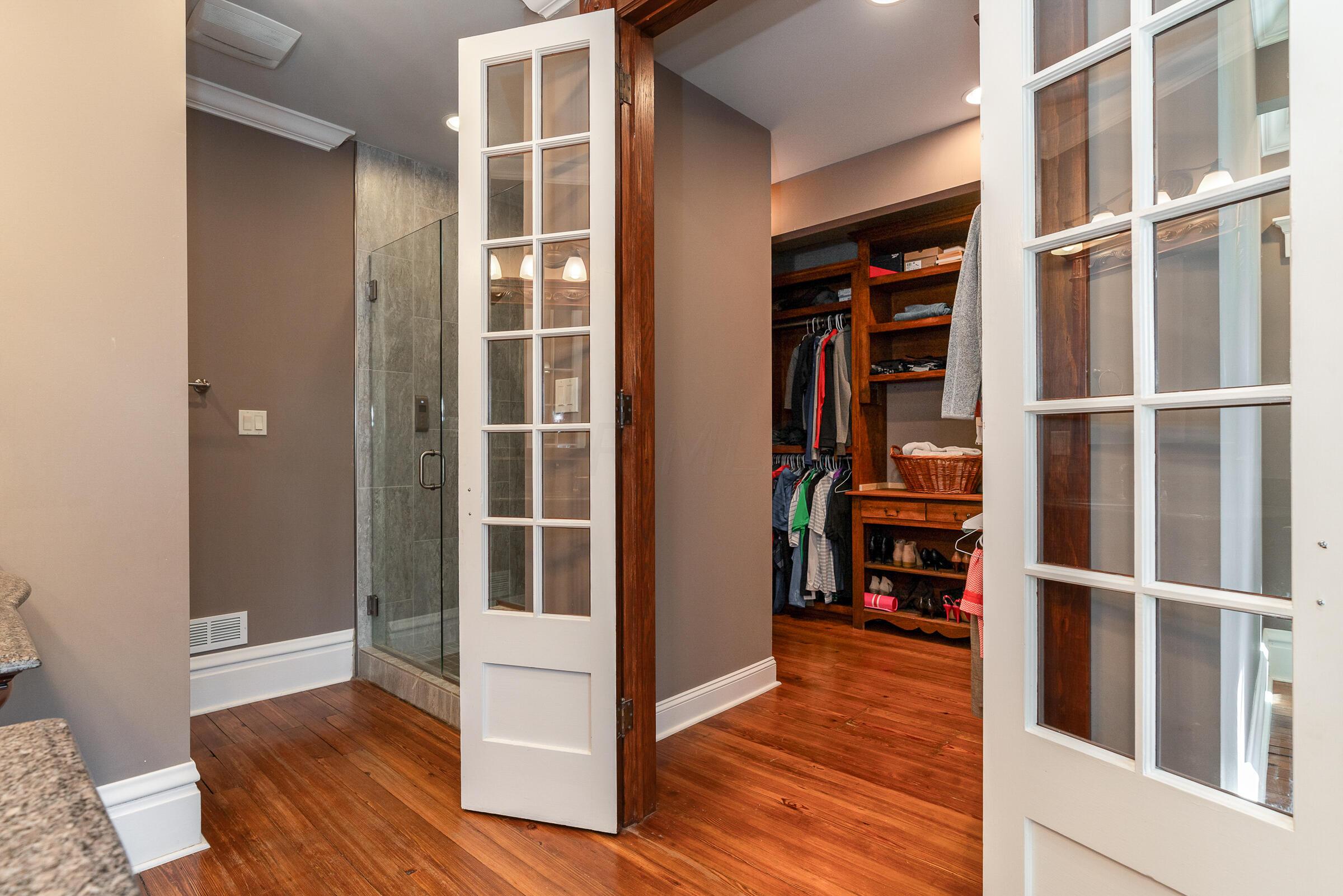 856 Neil Avenue Columbus, OH 43215 - Photo 19 of 42 Primary walk-in closet
