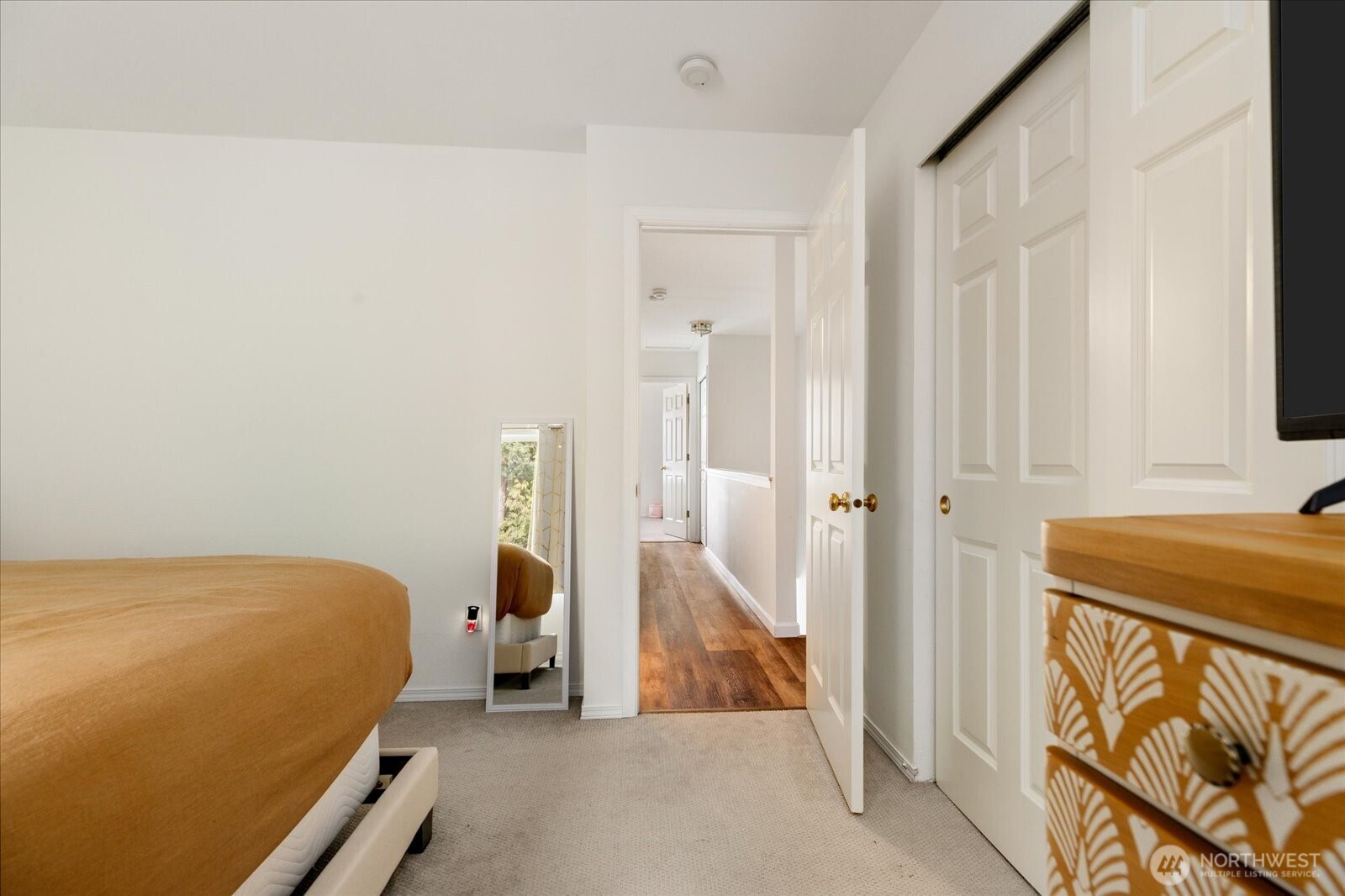 30875 State Rte 20, Unit M2 Oak Harbor, WA 98277 - Photo 18 of 29 a bedroom with a bed and a window