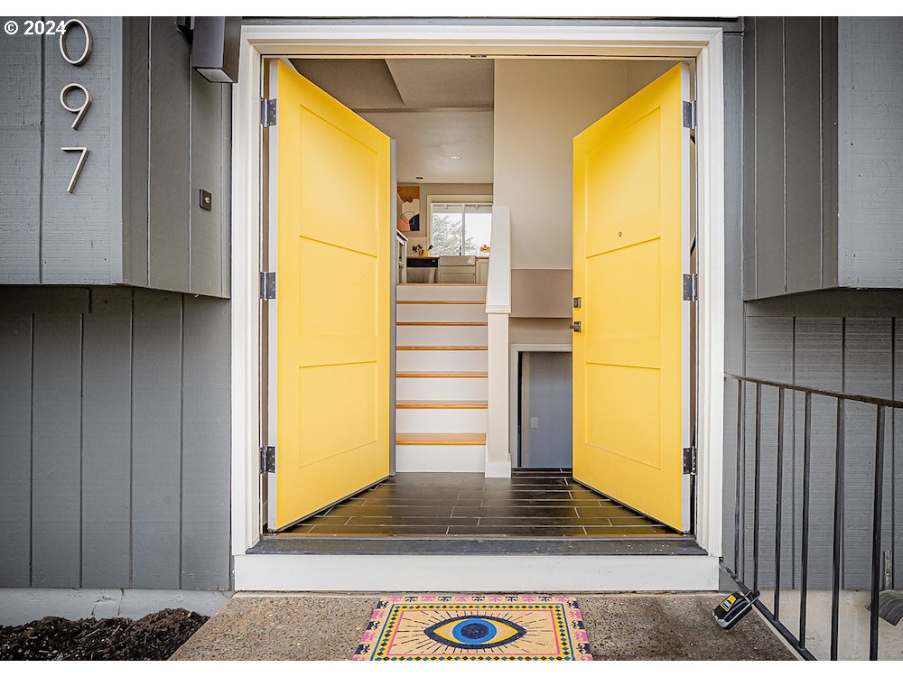 2097 Southwest Brixton Place Gresham, OR 97080 - Photo 4 of 43 a view of entryway with wooden floor
