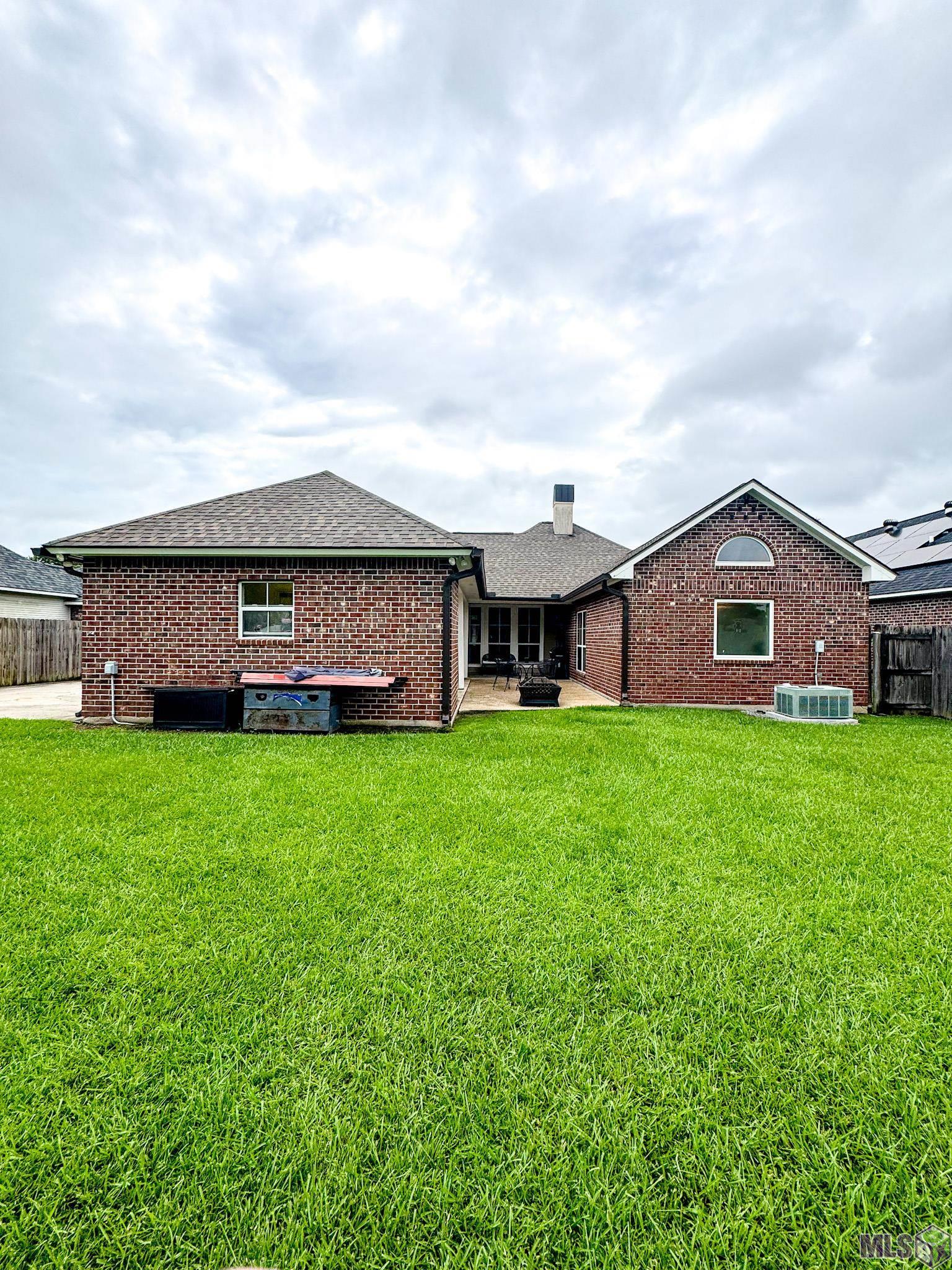17086 Rennes Road Prairieville, LA 70769 - Photo 11 of 13