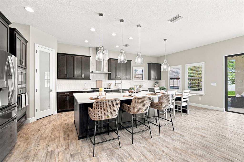 4587 Shoreleaf Loop Valrico, FL 33596 - Photo 18 of 90