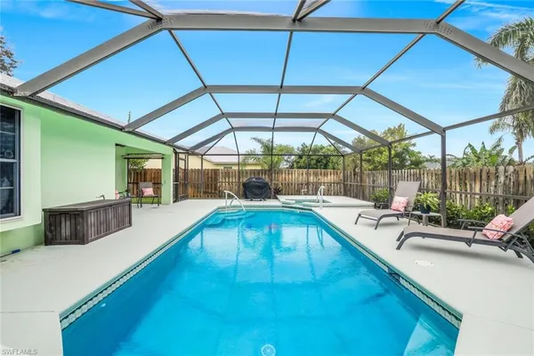 $5,000 | 45 Wickliffe Drive, Naples, FL 34110