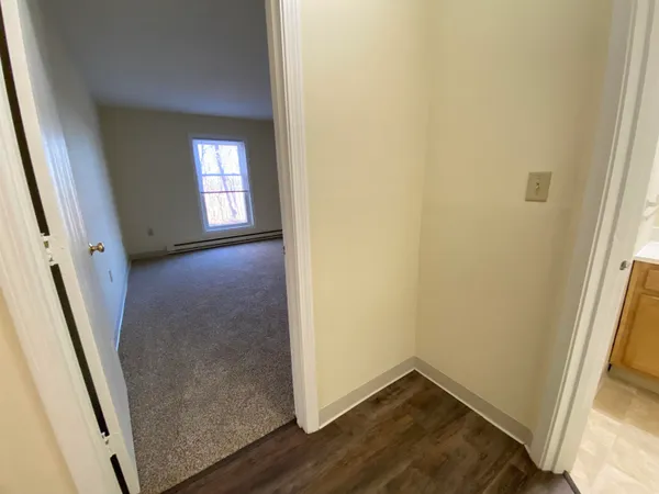 $1,899 | 171 Eastern Avenue, Unit 104, Manchester, NH 03104