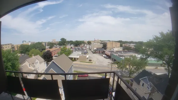 $1,450 | 336 Lathrop Avenue, Unit 304, Forest Park, IL 60130